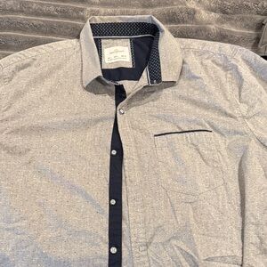 Men's Casual Gray Button-Down Shirt